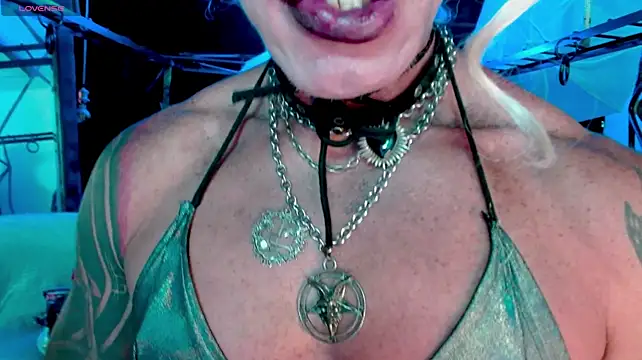 LILITHMADAME – Naživo XXX chat