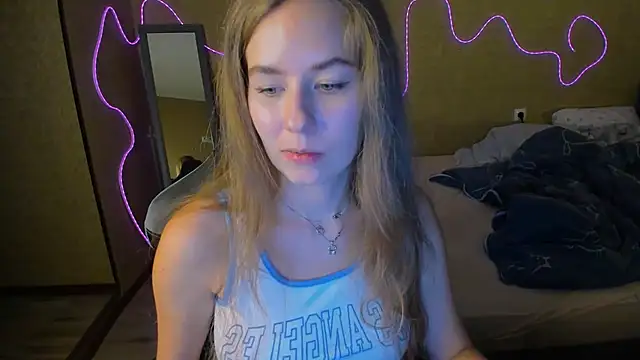 EmilyPaw's Live XXX Chat