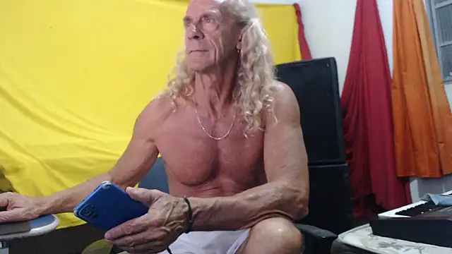 Chat +18 de corola1956 ao vivo