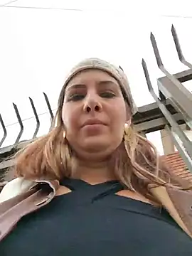 scarlett_moore: απευθείας συνομιλία ΧΧΧ