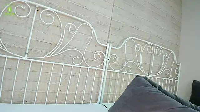 Chat +18 de CarolBarker ao vivo