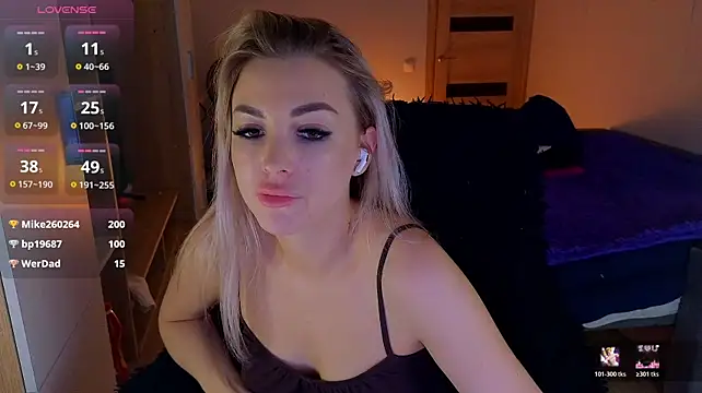 MilanaOmg Chat XXX in diretta