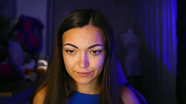 Irenvixa Adlı Modelin Canlı XXX Sohbeti