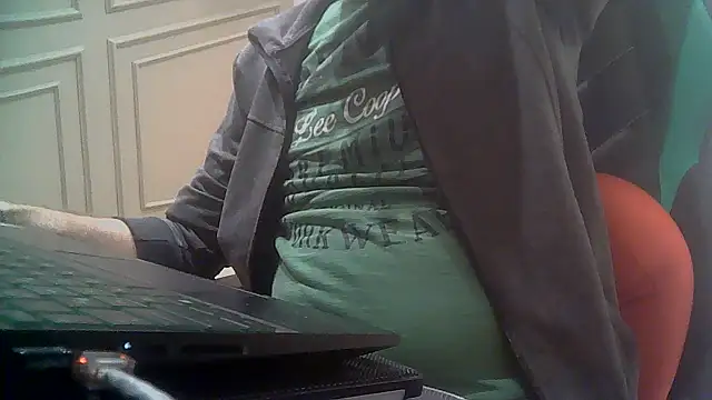 boran34's Live XXX Chat