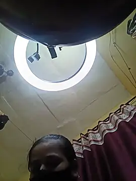 Hoti_lovely লাইভ XXX চ্যাট