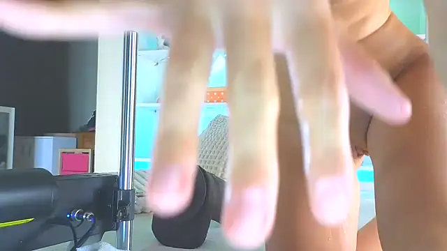 ChiaraLewis' Webcam Show
