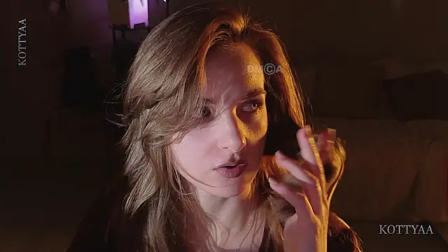 -Kottyaa- Chat XXX in diretta