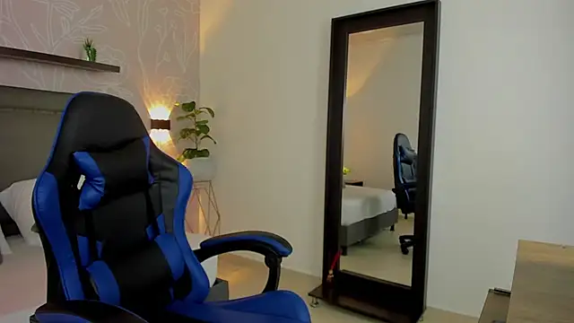 laura_chips 라이브 XXX 채팅