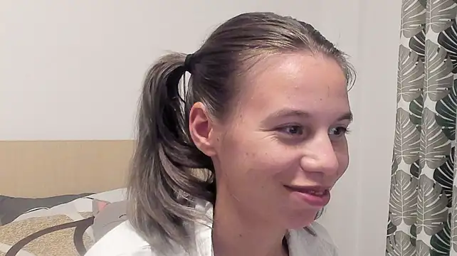 Emma_Tiny69 라이브 XXX 채팅