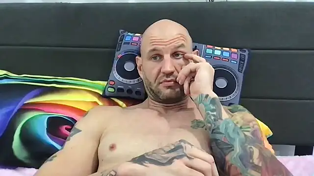 brianomally Live XXX-chat