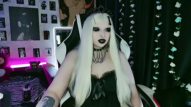 Chat +18 de Kitty_goth ao vivo