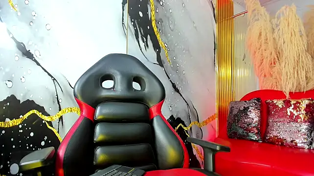 thanier_18 XXX чат на живо
