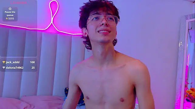 Онлайн чат XXX Twink_Sebas7