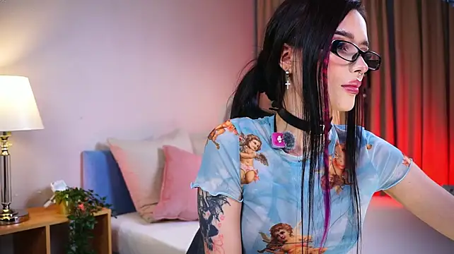 SpicyKaisy Adlı Modelin Canlı XXX Sohbeti