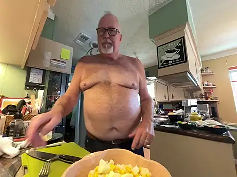 superbearboss – Naživo XXX chat