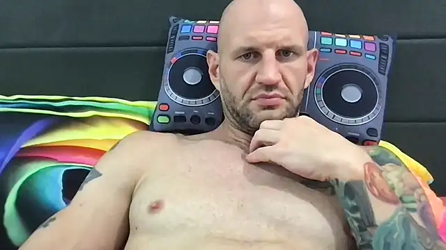 brianomally Live XXX-Chat