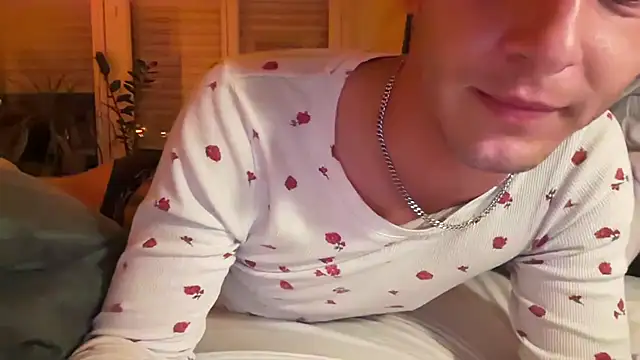 Show de lonelycasper2001 na webcam