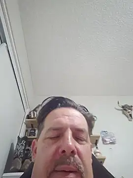 hardjoey69 élő XXX-chatje