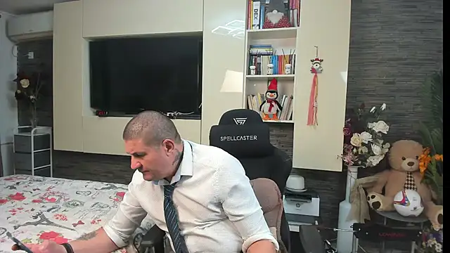 XXX chat uživo modela SpartacusDaddy48