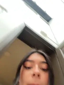 Lummii_ Adlı Modelin Canlı XXX Sohbeti