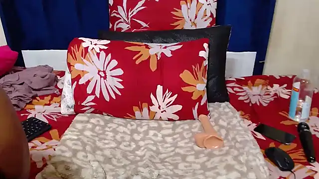 צ'אט XXX בשידור חי של MissBOOBSDIVA21