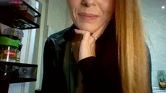 TeasingRuby XXX чат на живо