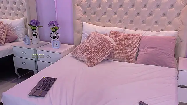 SamyBlonde's Live XXX Chat