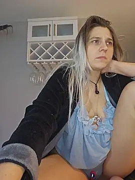 ScarletsWeb – Naživo XXX chat