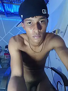 Онлайн чат XXX SOYFAKER