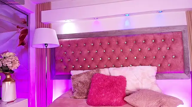 Andy_Leex Adlı Modelin Canlı XXX Sohbeti