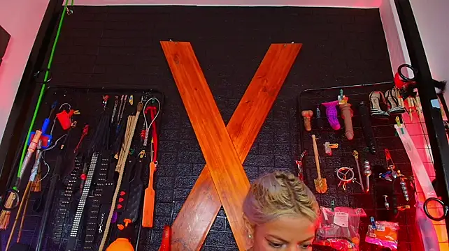 Ariaoficial's Live XXX Chat