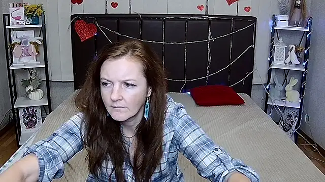 Chat +18 de MeganPirs ao vivo