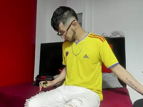 mark_splinter09's Live XXX Chat
