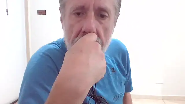 Chat XXX ao vivo de machoalpha459