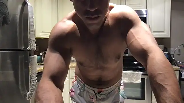 BigGuyMuscle Show in webcam