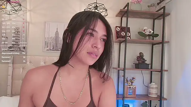 Sassy--Girl's Live XXX Chat