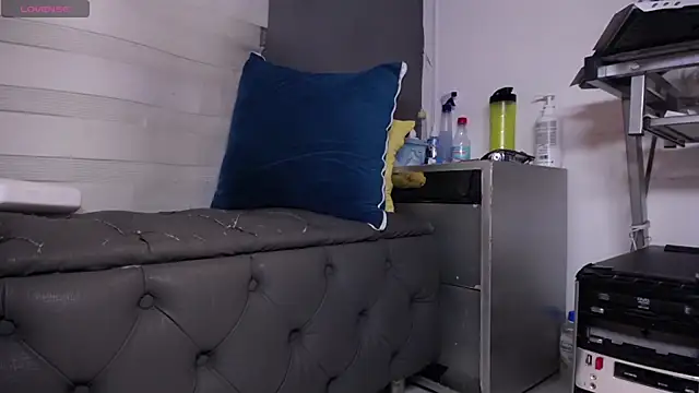 dirty_27cms live XXX chat