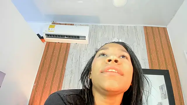 Aratnzacuten Live XXX chat