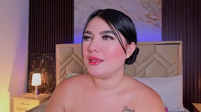 MiaaFarrel's Live XXX Chat