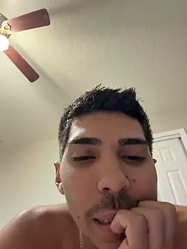 Chat +18 de WavyAlloy30 ao vivo
