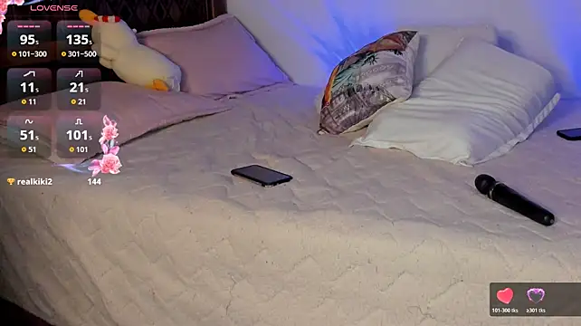 Ariella_tits' Live XXX Chat
