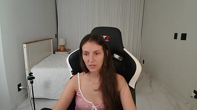 Chatroom XXX en direct de upssnowy
