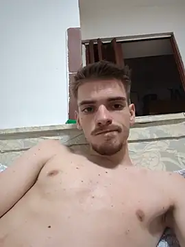 XXX chat uživo modela darkboy665