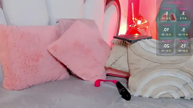 AriaCush Live XXX Chat