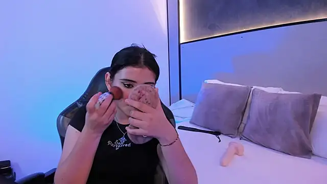 Czat XXX na żywo – astrid_ferrani