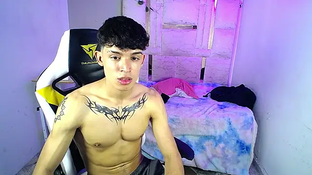 Liom_Gym Adlı Modelin Canlı XXX Sohbeti