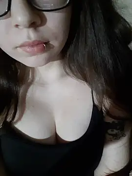 แชท XXX สดของ miaahot69