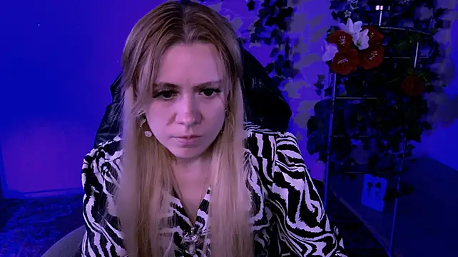 Kumiho_7777's Live XXX Chat