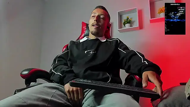 Czat XXX na żywo – Lorenzo_Vellum