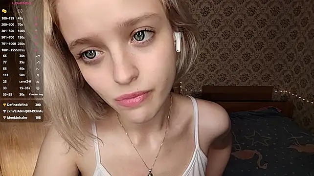 Smartemilia Pertunjukan Webcam